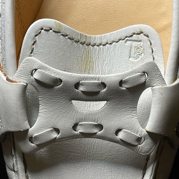 Vintage Tods Driving Loafer - Picture 3 of 14